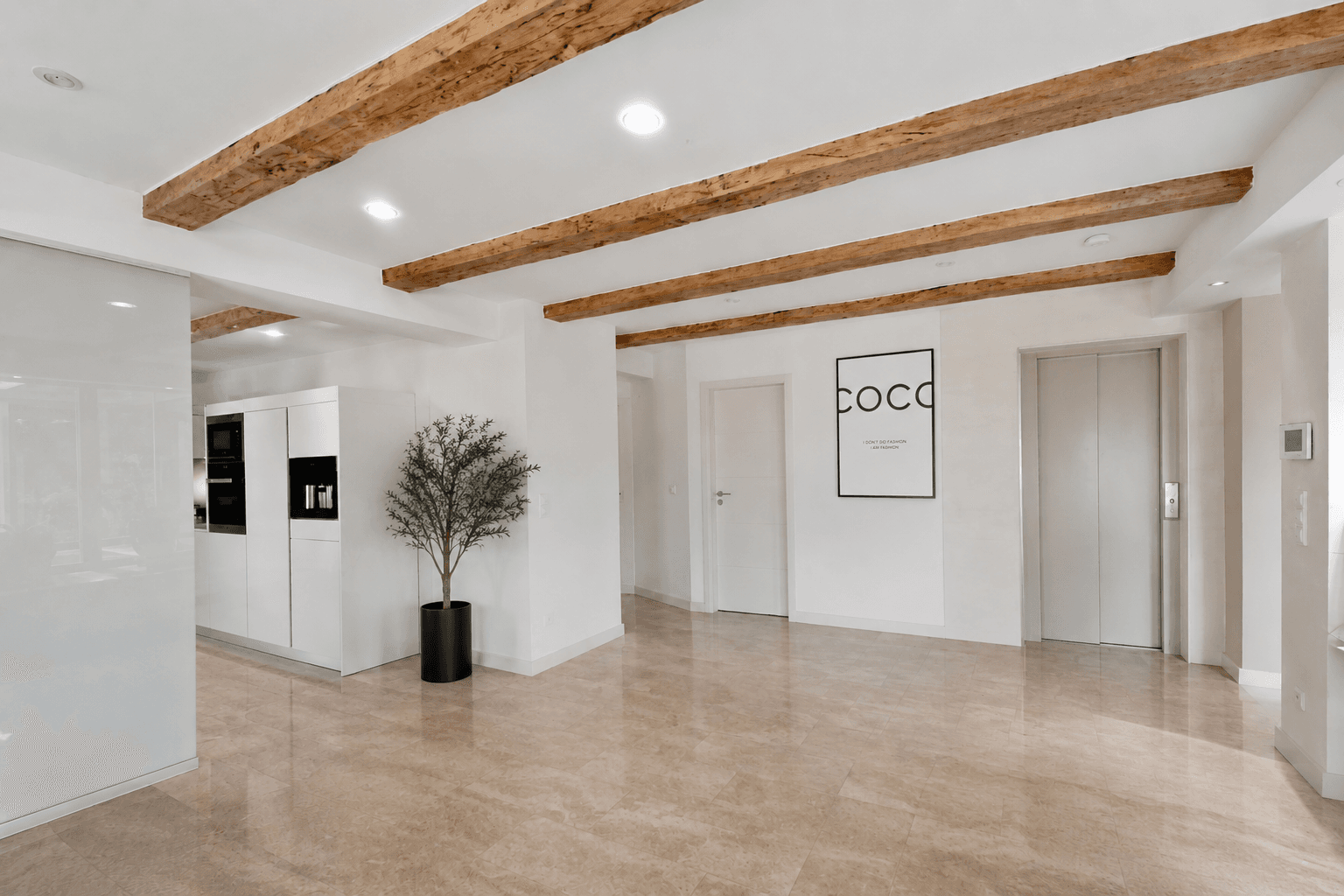 Predaj bytu 5-izbový 153 m², Traunstein, Bavorsko Predaj bytu 5-izbový 153 m², Traunstein, Bavorsko