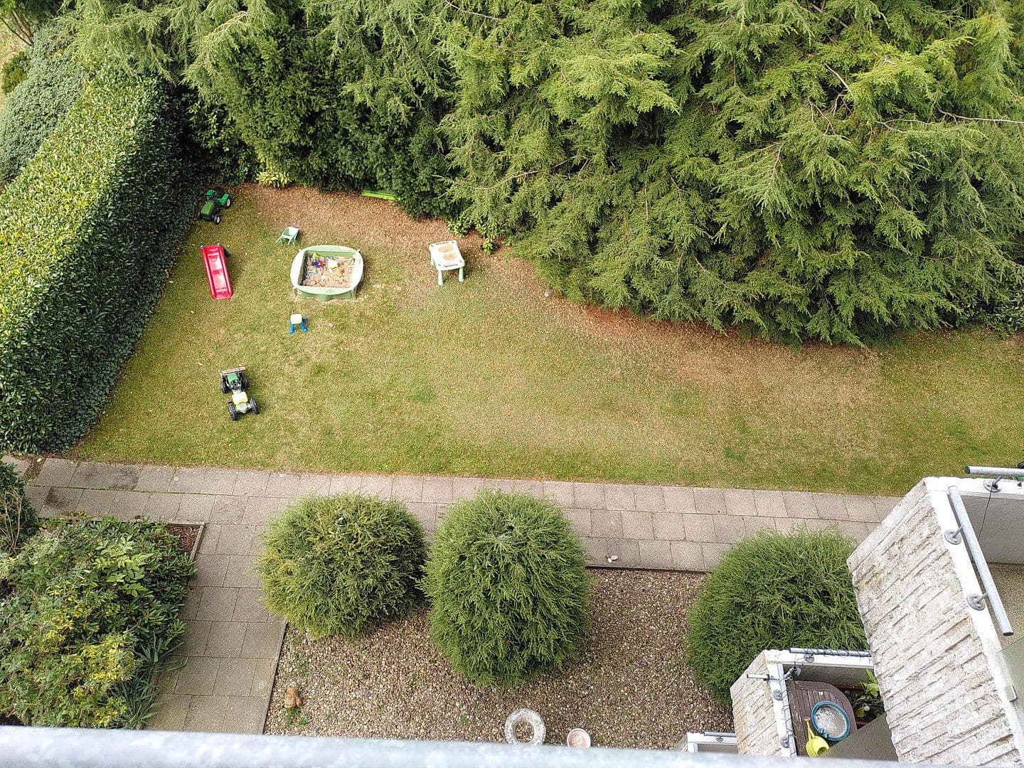 Prenájom bytu 3-izbový 82 m², Otto-Brenner-Straße 144, Bielefeld, Severné Porýnie - Westfálsko Prenájom bytu 3-izbový 82 m², Otto-Brenner-Straße 144, Bielefeld, Severné Porýnie - Westfálsko