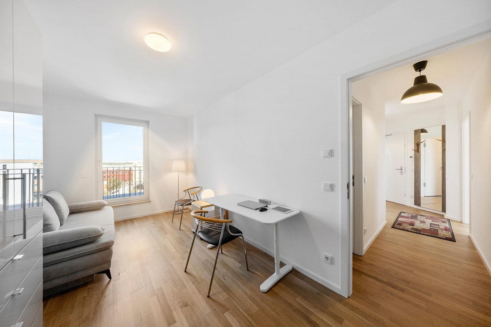 Predaj bytu 3-izbový 95 m², Schönefeld, Brandenbursko Predaj bytu 3-izbový 95 m², Schönefeld, Brandenbursko