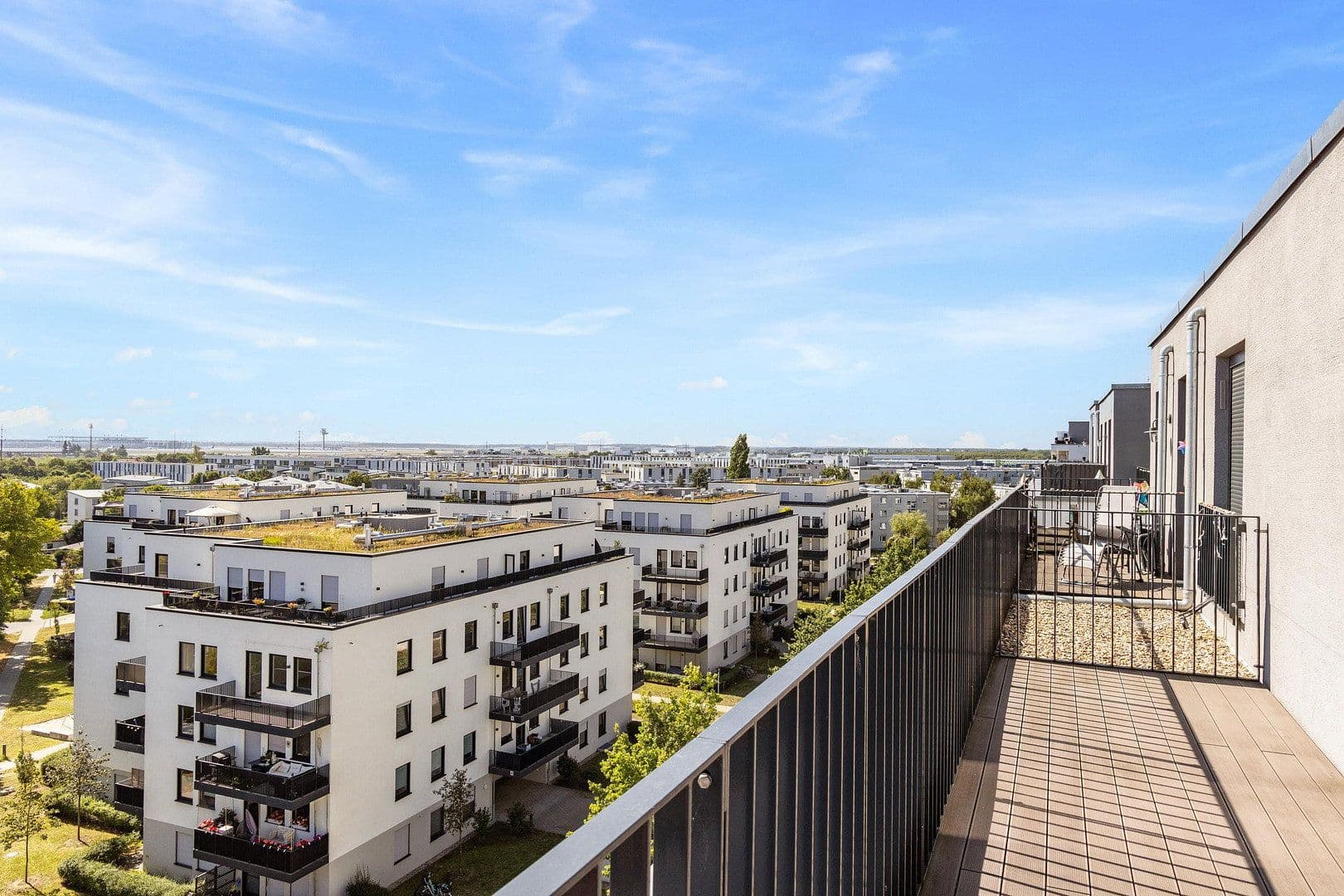 Predaj bytu 3-izbový 95 m², Schönefeld, Brandenbursko Predaj bytu 3-izbový 95 m², Schönefeld, Brandenbursko