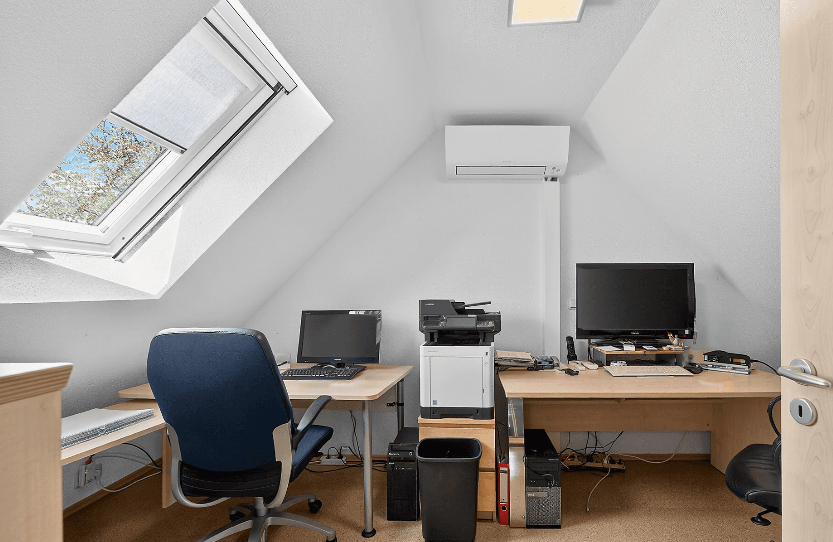 Predaj domu 225 m², pozemok 754 m², Bruckberg, Bavorsko Predaj domu 225 m², pozemok 754 m², Bruckberg, Bavorsko