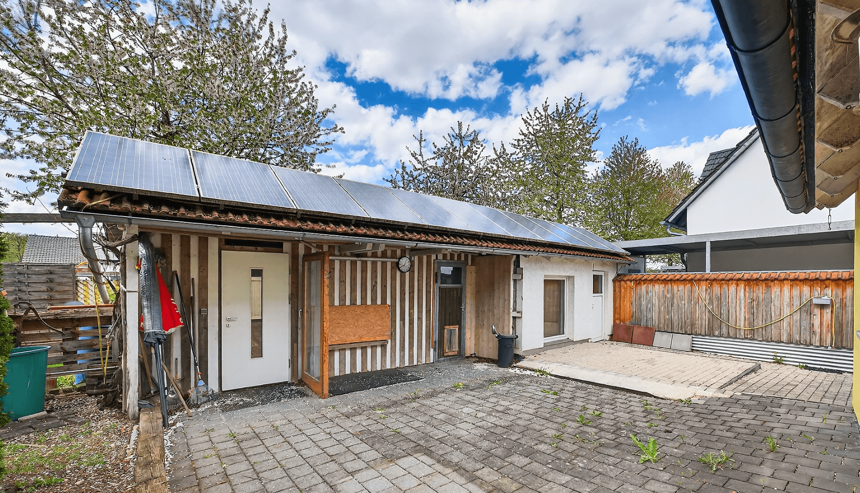 Predaj domu 225 m², pozemok 754 m², Bruckberg, Bavorsko Predaj domu 225 m², pozemok 754 m², Bruckberg, Bavorsko