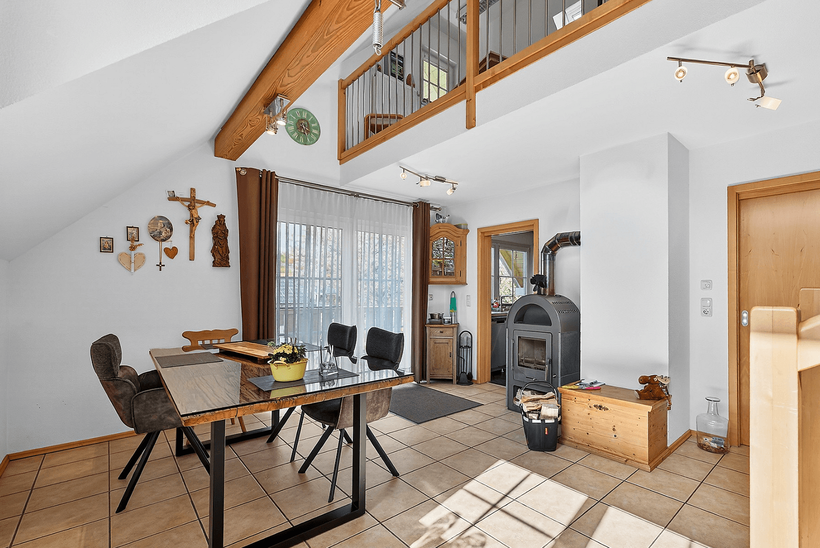 Predaj domu 225 m², pozemok 754 m², Bruckberg, Bavorsko Predaj domu 225 m², pozemok 754 m², Bruckberg, Bavorsko
