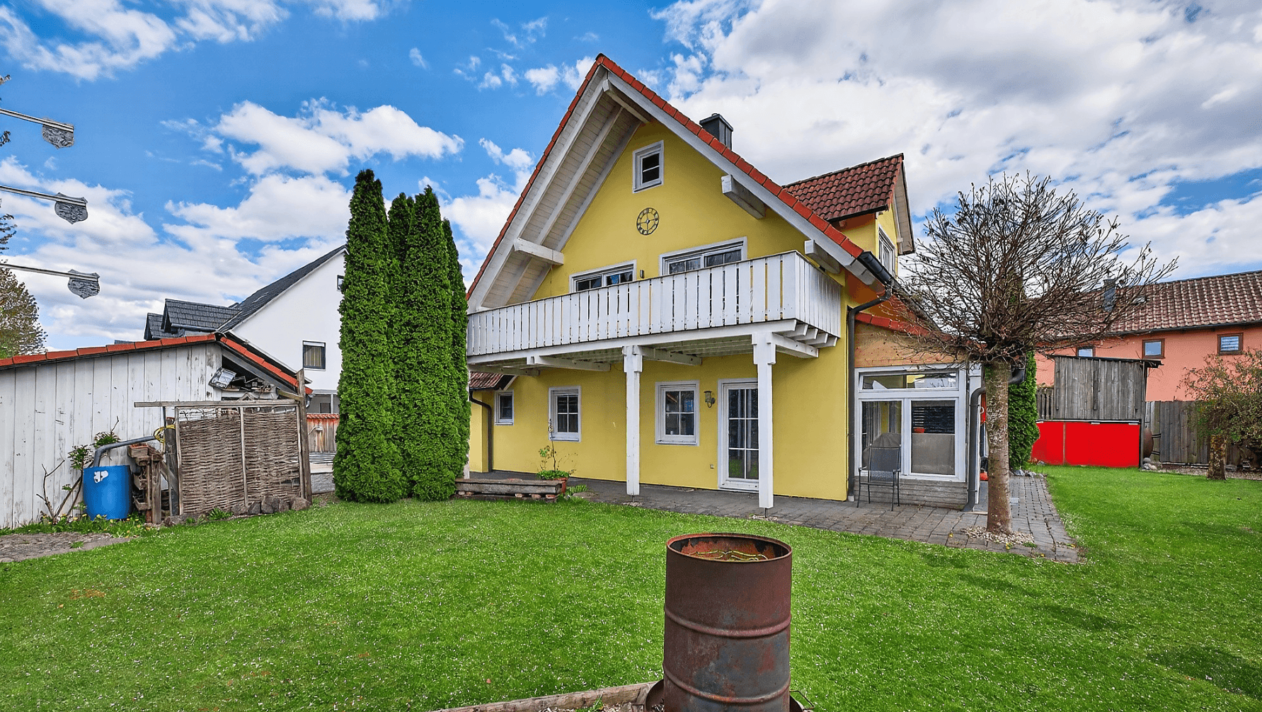 Predaj domu 225 m², pozemok 754 m², Bruckberg, Bavorsko Predaj domu 225 m², pozemok 754 m², Bruckberg, Bavorsko
