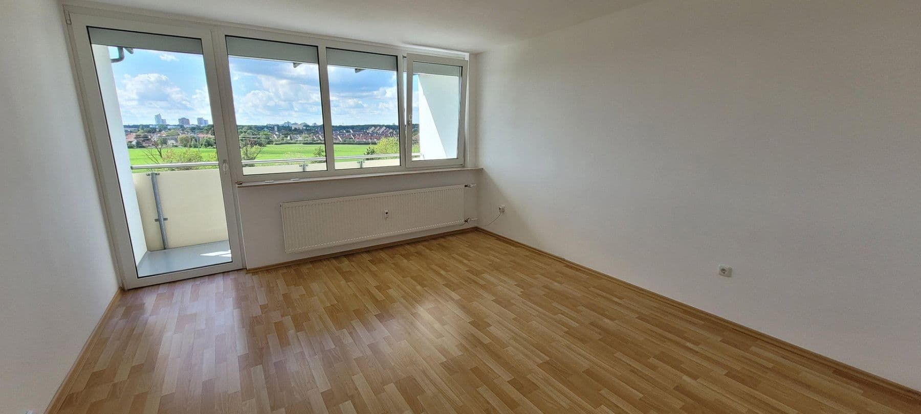 Predaj bytu 3-izbový 79 m², Dechsendorfer Str. 2, Erlangen, Bavorsko Predaj bytu 3-izbový 79 m², Dechsendorfer Str. 2, Erlangen, Bavorsko
