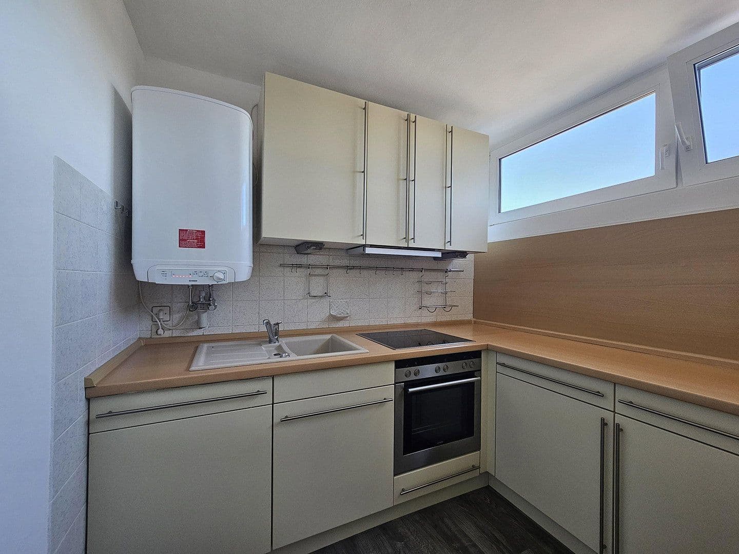 Predaj bytu 3-izbový 79 m², Dechsendorfer Str. 2, Erlangen, Bavorsko Predaj bytu 3-izbový 79 m², Dechsendorfer Str. 2, Erlangen, Bavorsko
