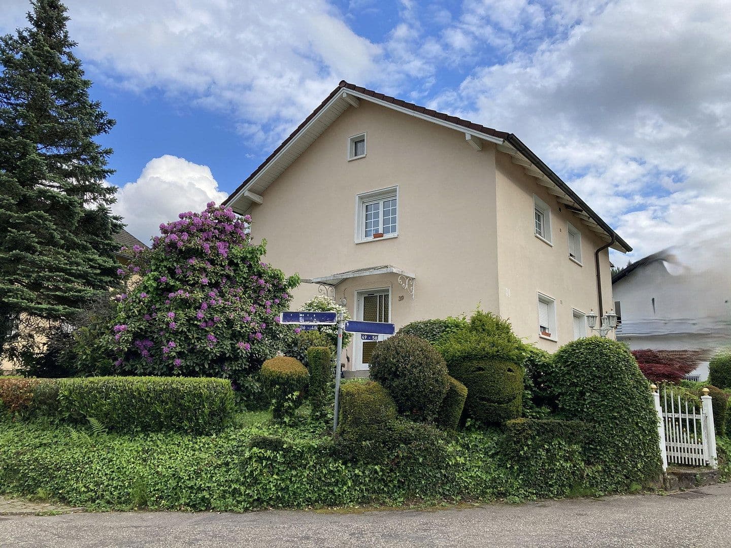 Predaj domu 136 m², pozemok 615 m², Baden Baden, Bádensko-Wurttembersko Predaj domu 136 m², pozemok 615 m², Baden Baden, Bádensko-Wurttembersko