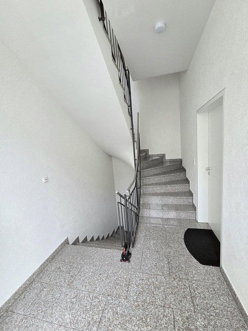 Predaj domu 505 m², pozemok 799 m², Bensheim, Hesensko Predaj domu 505 m², pozemok 799 m², Bensheim, Hesensko