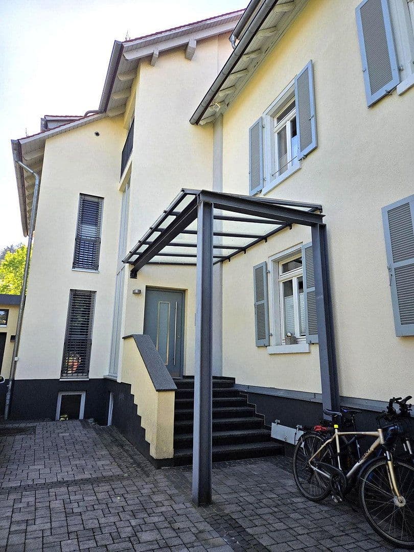 Predaj domu 505 m², pozemok 799 m², Bensheim, Hesensko Predaj domu 505 m², pozemok 799 m², Bensheim, Hesensko