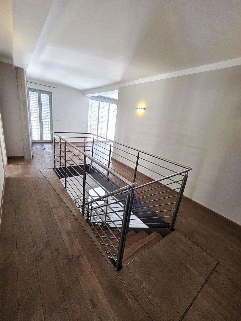 Predaj domu 505 m², pozemok 799 m², Bensheim, Hesensko Predaj domu 505 m², pozemok 799 m², Bensheim, Hesensko