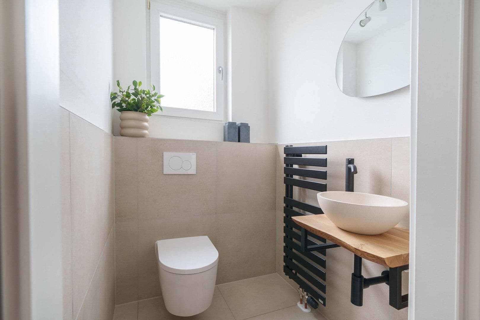 Predaj bytu 3-izbový 85 m², Dr.-Külz-Straße 15, Radebeul, Sasko Predaj bytu 3-izbový 85 m², Dr.-Külz-Straße 15, Radebeul, Sasko
