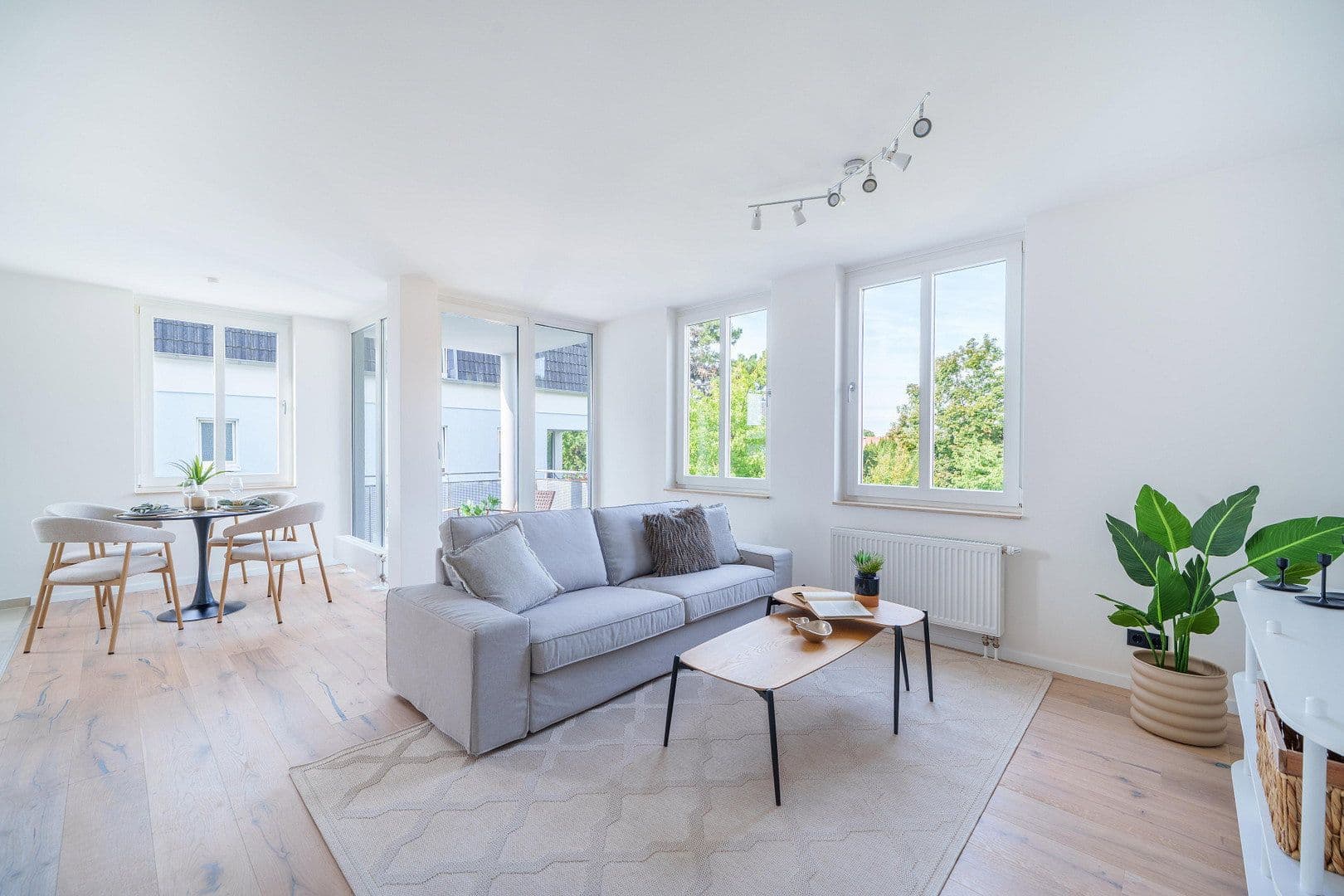 Predaj bytu 3-izbový 85 m², Dr.-Külz-Straße 15, Radebeul, Sasko Predaj bytu 3-izbový 85 m², Dr.-Külz-Straße 15, Radebeul, Sasko