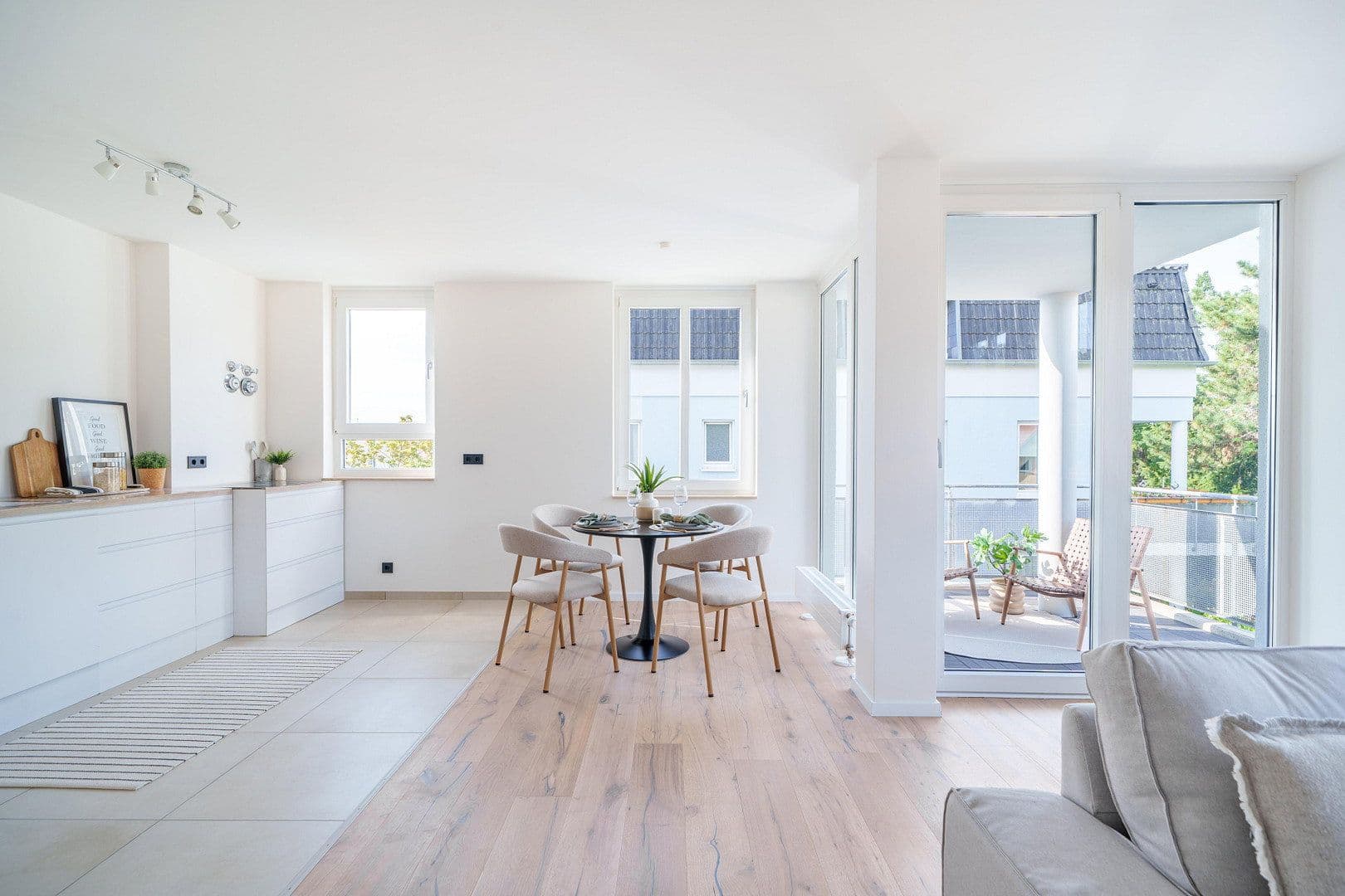 Predaj bytu 3-izbový 85 m², Dr.-Külz-Straße 15, Radebeul, Sasko Predaj bytu 3-izbový 85 m², Dr.-Külz-Straße 15, Radebeul, Sasko