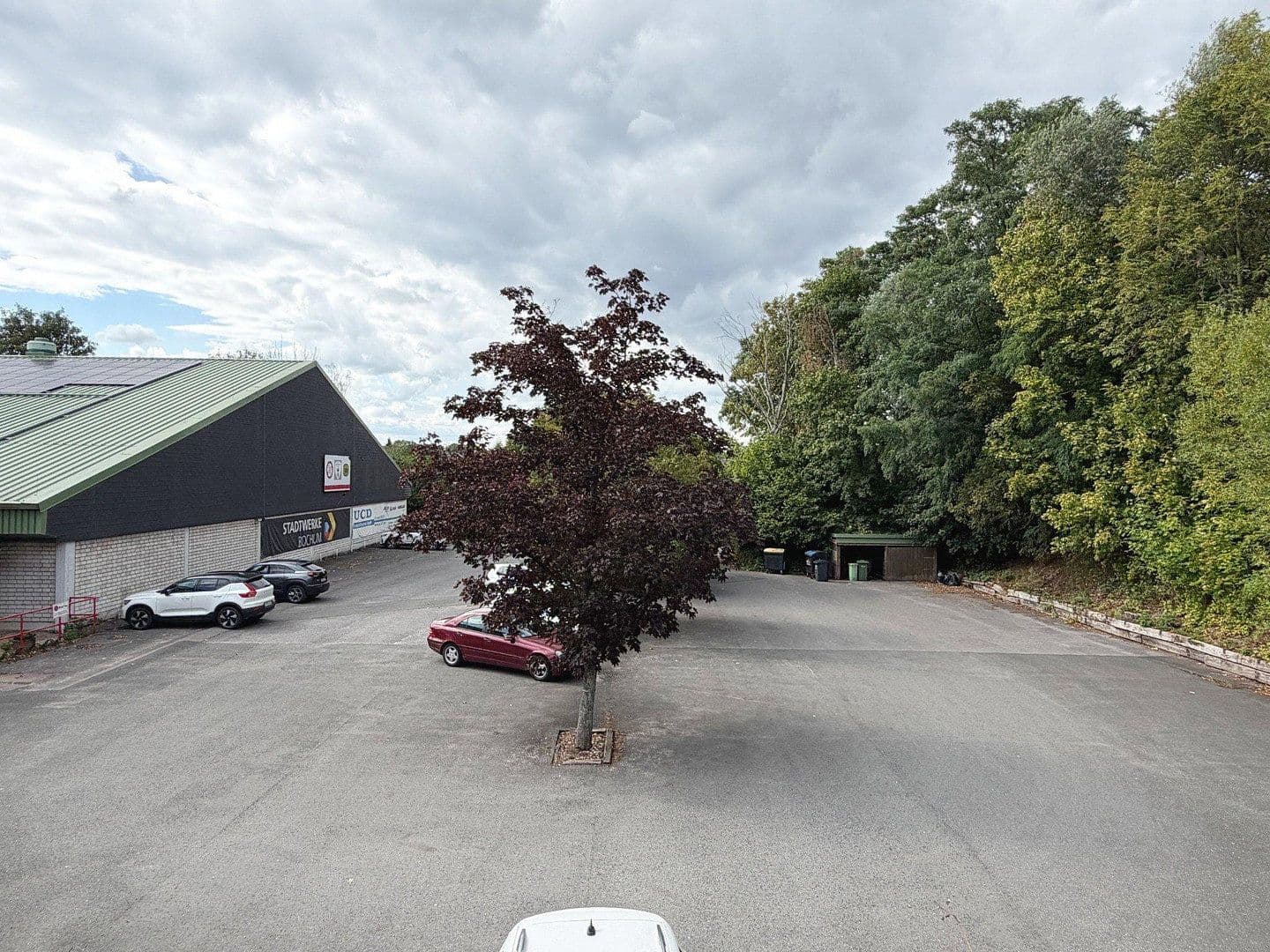 Prenájom nebytového priestoru 460 m², Ostfeldmark 11, Bochum, Severné Porýnie - Westfálsko Prenájom nebytového priestoru 460 m², Ostfeldmark 11, Bochum, Severné Porýnie - Westfálsko