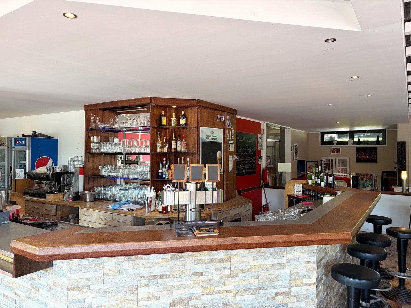 Prenájom nebytového priestoru 460 m², Ostfeldmark 11, Bochum, Severné Porýnie - Westfálsko Prenájom nebytového priestoru 460 m², Ostfeldmark 11, Bochum, Severné Porýnie - Westfálsko