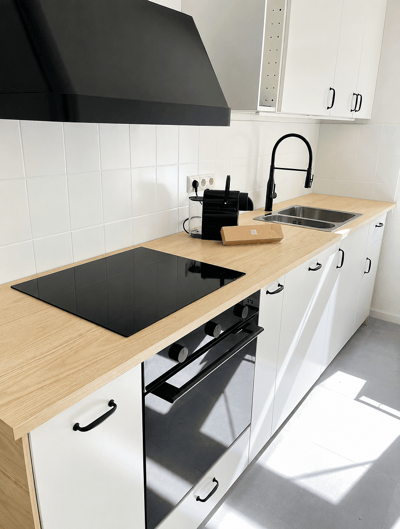 Prenájom bytu 3-izbový 70 m², Weststraße 9, Kiel, Šlezvicko-Holštajnsko Prenájom bytu 3-izbový 70 m², Weststraße 9, Kiel, Šlezvicko-Holštajnsko