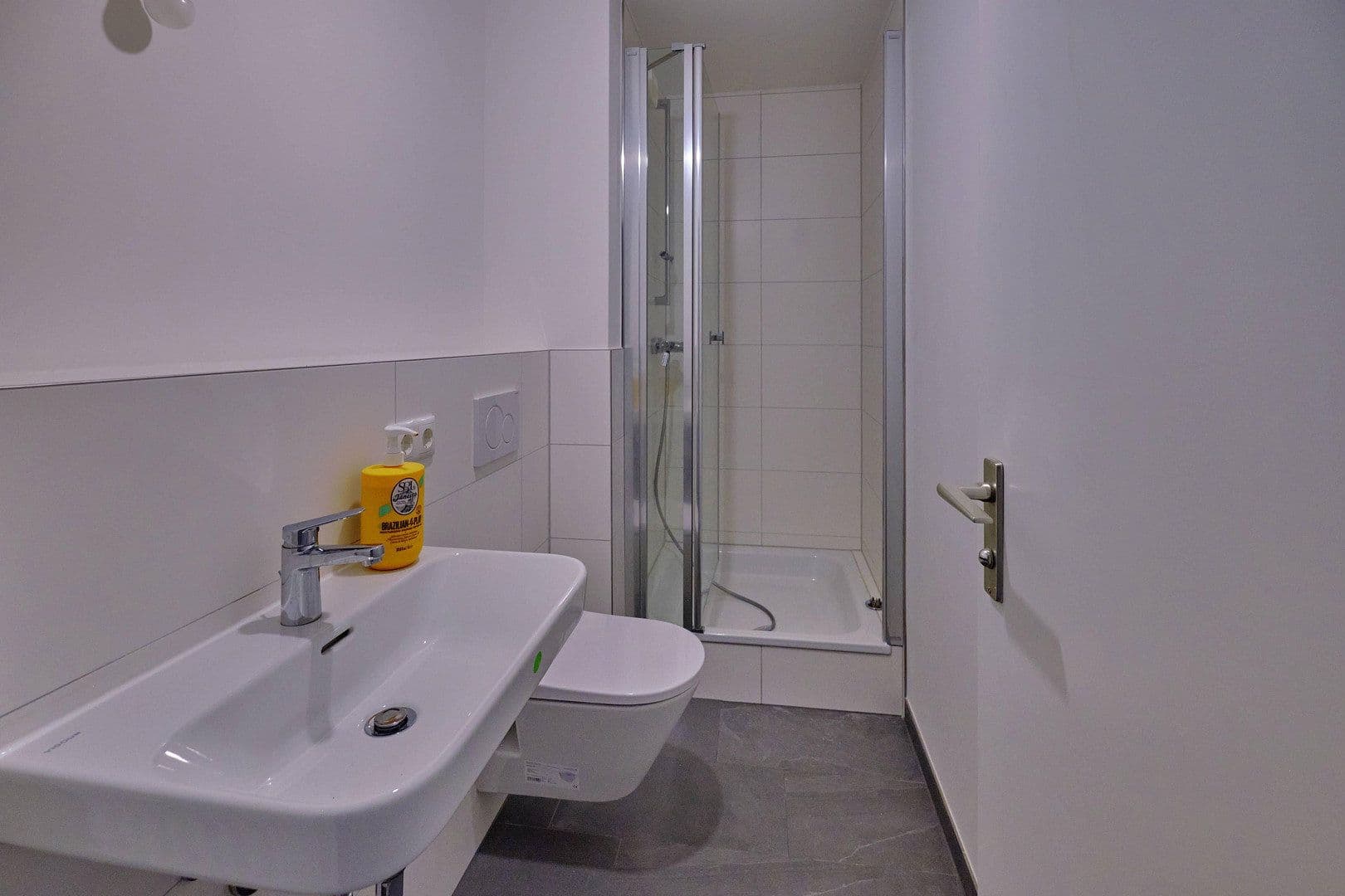 Prenájom domu 125 m², pozemok 149 m², München, Bavorsko Prenájom domu 125 m², pozemok 149 m², München, Bavorsko