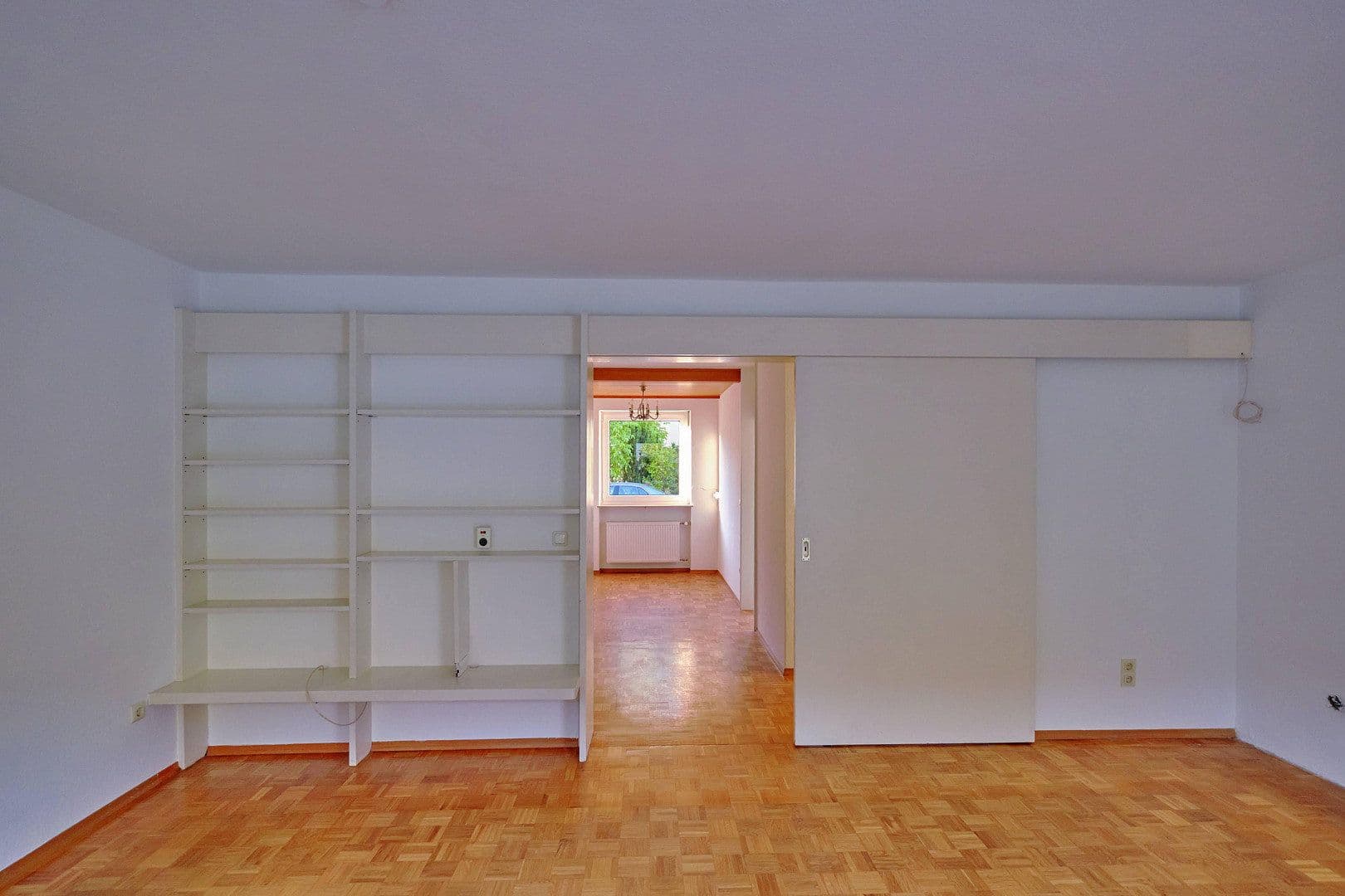 Prenájom domu 125 m², pozemok 149 m², München, Bavorsko Prenájom domu 125 m², pozemok 149 m², München, Bavorsko