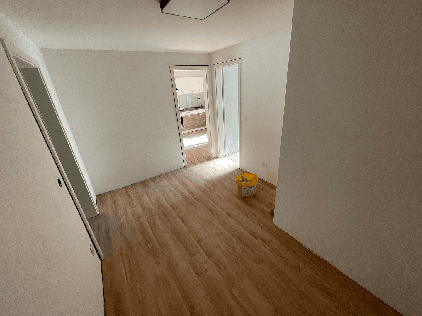 Prenájom bytu 2-izbový 87 m², Illertissen, Bavorsko Prenájom bytu 2-izbový 87 m², Illertissen, Bavorsko