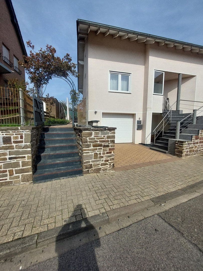 Predaj domu 143 m², pozemok 314 m², Offermannsstr 9, Baesweiler, Severné Porýnie - Westfálsko Predaj domu 143 m², pozemok 314 m², Offermannsstr 9, Baesweiler, Severné Porýnie - Westfálsko