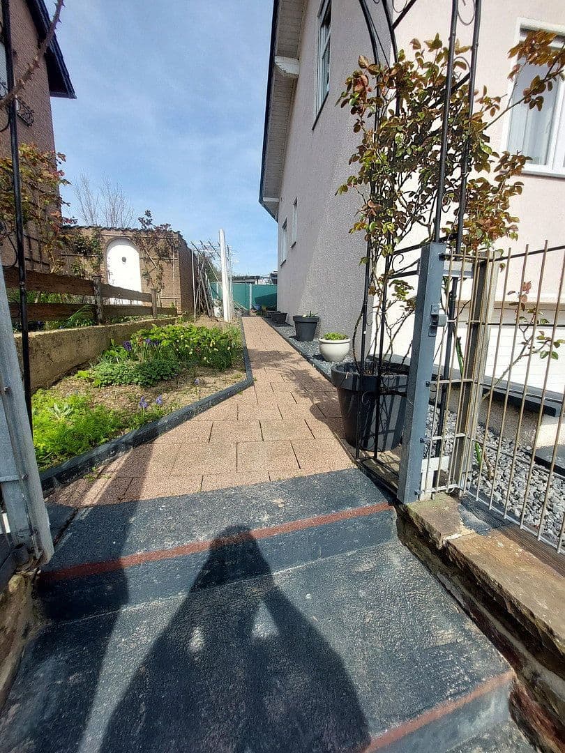 Predaj domu 143 m², pozemok 314 m², Offermannsstr 9, Baesweiler, Severné Porýnie - Westfálsko Predaj domu 143 m², pozemok 314 m², Offermannsstr 9, Baesweiler, Severné Porýnie - Westfálsko