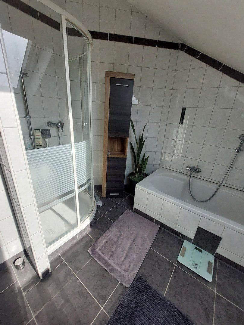 Predaj domu 143 m², pozemok 314 m², Offermannsstr 9, Baesweiler, Severné Porýnie - Westfálsko Predaj domu 143 m², pozemok 314 m², Offermannsstr 9, Baesweiler, Severné Porýnie - Westfálsko
