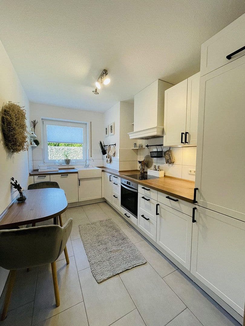 Prenájom bytu 2-izbový 60 m², Leinenstraße 30a, Bielefeld, Severné Porýnie - Westfálsko Prenájom bytu 2-izbový 60 m², Leinenstraße 30a, Bielefeld, Severné Porýnie - Westfálsko