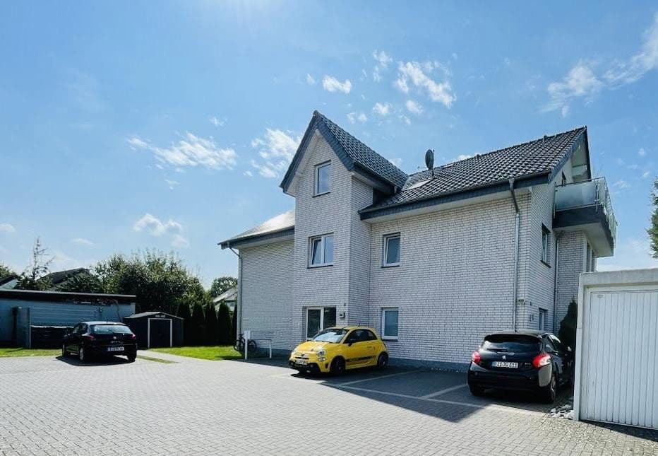 Prenájom bytu 2-izbový 60 m², Leinenstraße 30a, Bielefeld, Severné Porýnie - Westfálsko Prenájom bytu 2-izbový 60 m², Leinenstraße 30a, Bielefeld, Severné Porýnie - Westfálsko