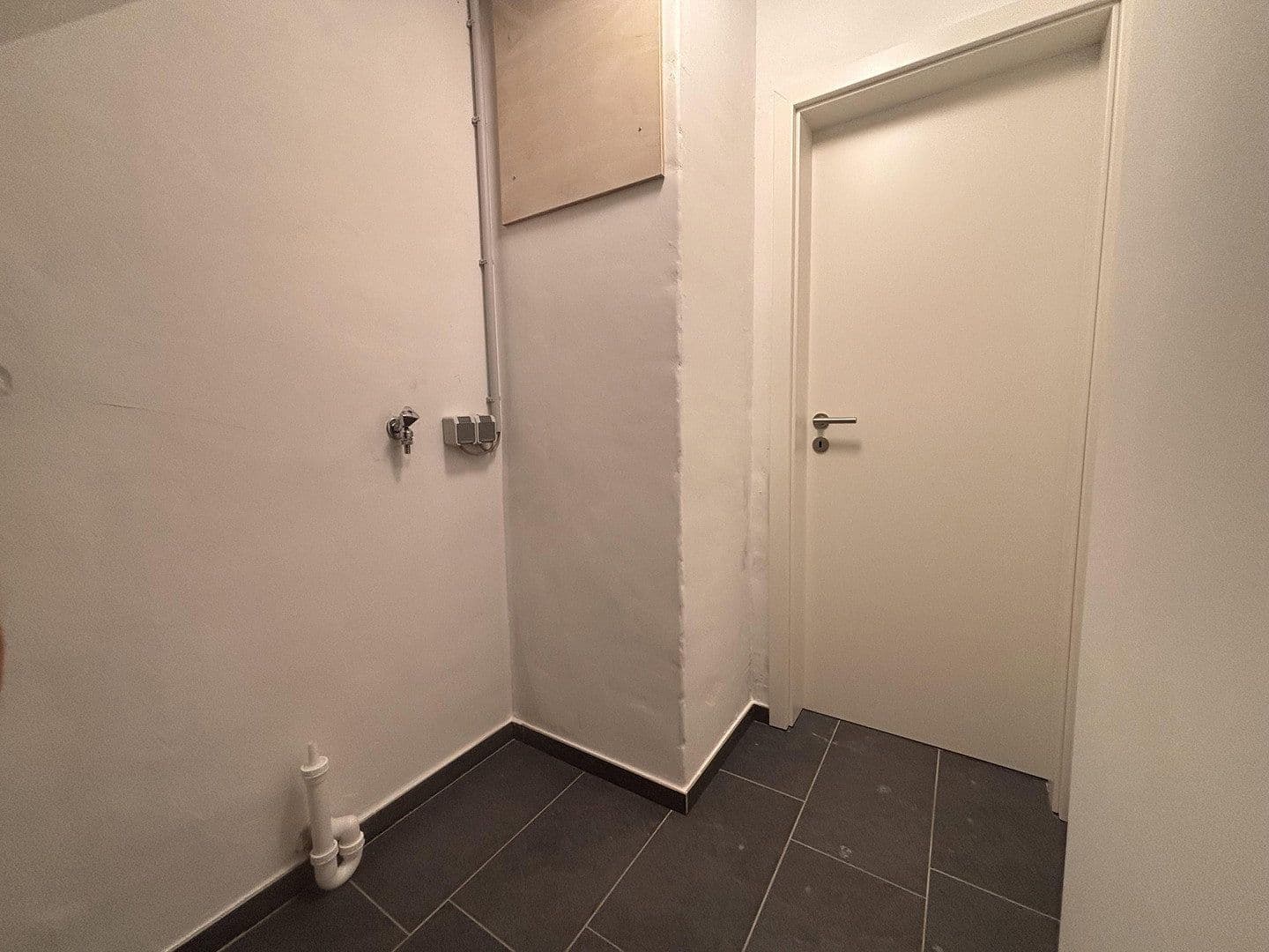 Prenájom bytu 4-izbový 88 m², Wunstorf, Dolné Sasko Prenájom bytu 4-izbový 88 m², Wunstorf, Dolné Sasko