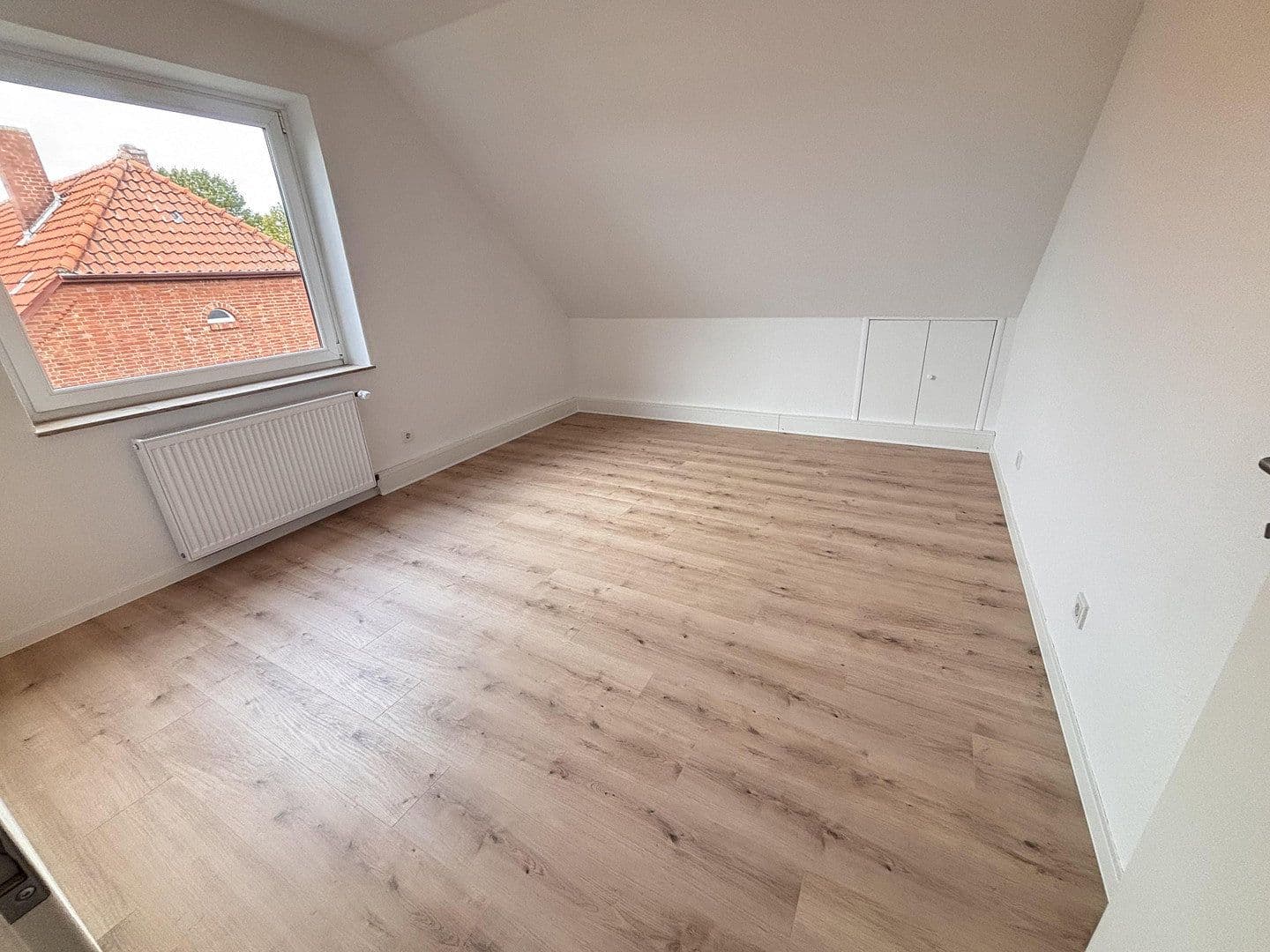 Prenájom bytu 4-izbový 88 m², Wunstorf, Dolné Sasko Prenájom bytu 4-izbový 88 m², Wunstorf, Dolné Sasko