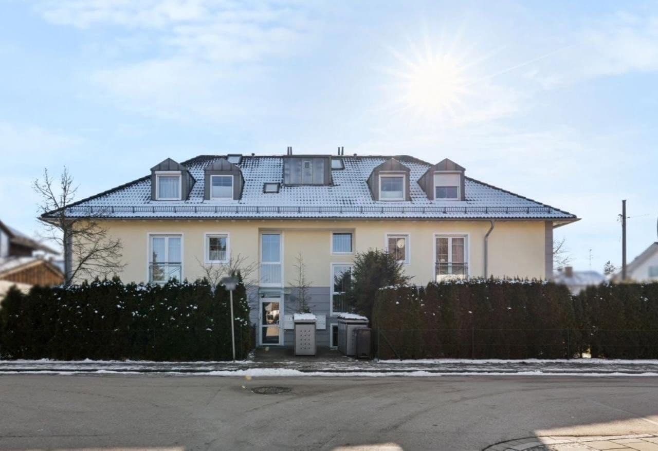 Prenájom bytu 1-izbový 46 m², Unterhaching, Bavorsko Prenájom bytu 1-izbový 46 m², Unterhaching, Bavorsko
