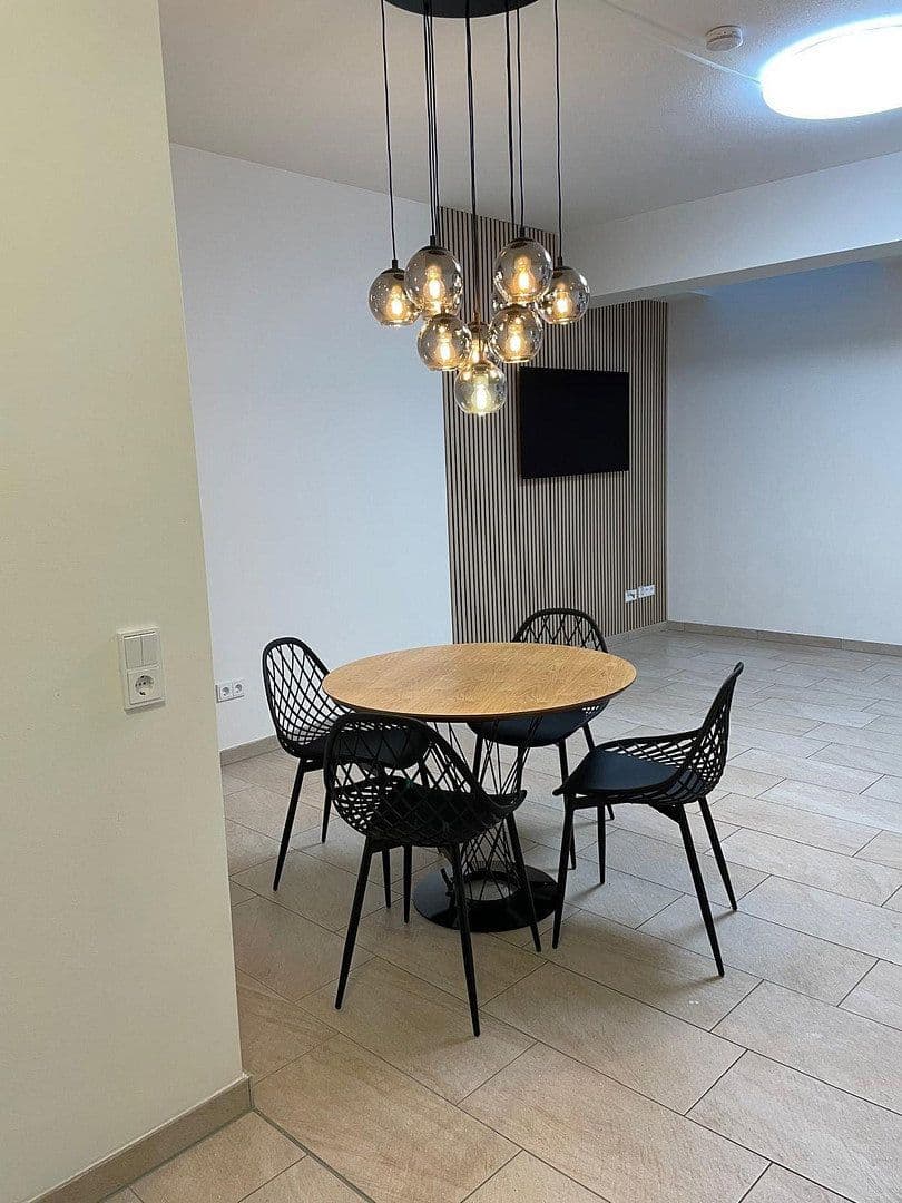Prenájom bytu 1-izbový 46 m², Unterhaching, Bavorsko Prenájom bytu 1-izbový 46 m², Unterhaching, Bavorsko