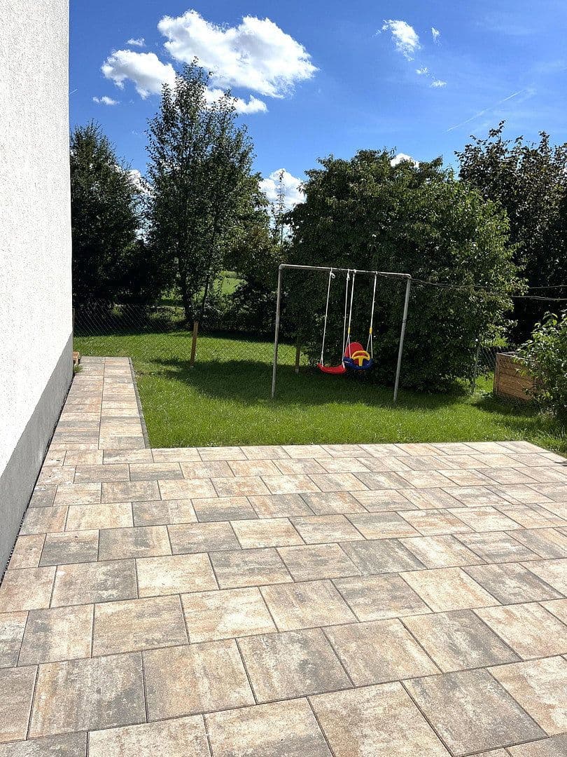 Prenájom bytu 4-izbový 91 m², Dinkelscherben, Bavorsko Prenájom bytu 4-izbový 91 m², Dinkelscherben, Bavorsko