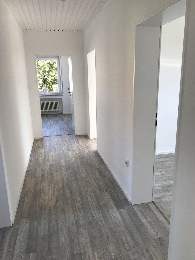 Prenájom bytu 4-izbový 91 m², Dinkelscherben, Bavorsko Prenájom bytu 4-izbový 91 m², Dinkelscherben, Bavorsko