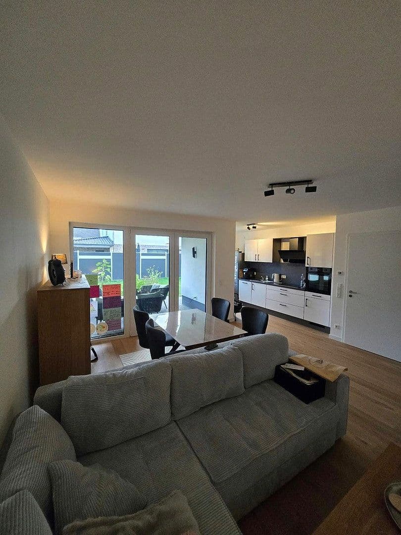 Prenájom bytu 4-izbový 95 m², Wissinger Mark 20, Bissendorf, Dolné Sasko Prenájom bytu 4-izbový 95 m², Wissinger Mark 20, Bissendorf, Dolné Sasko
