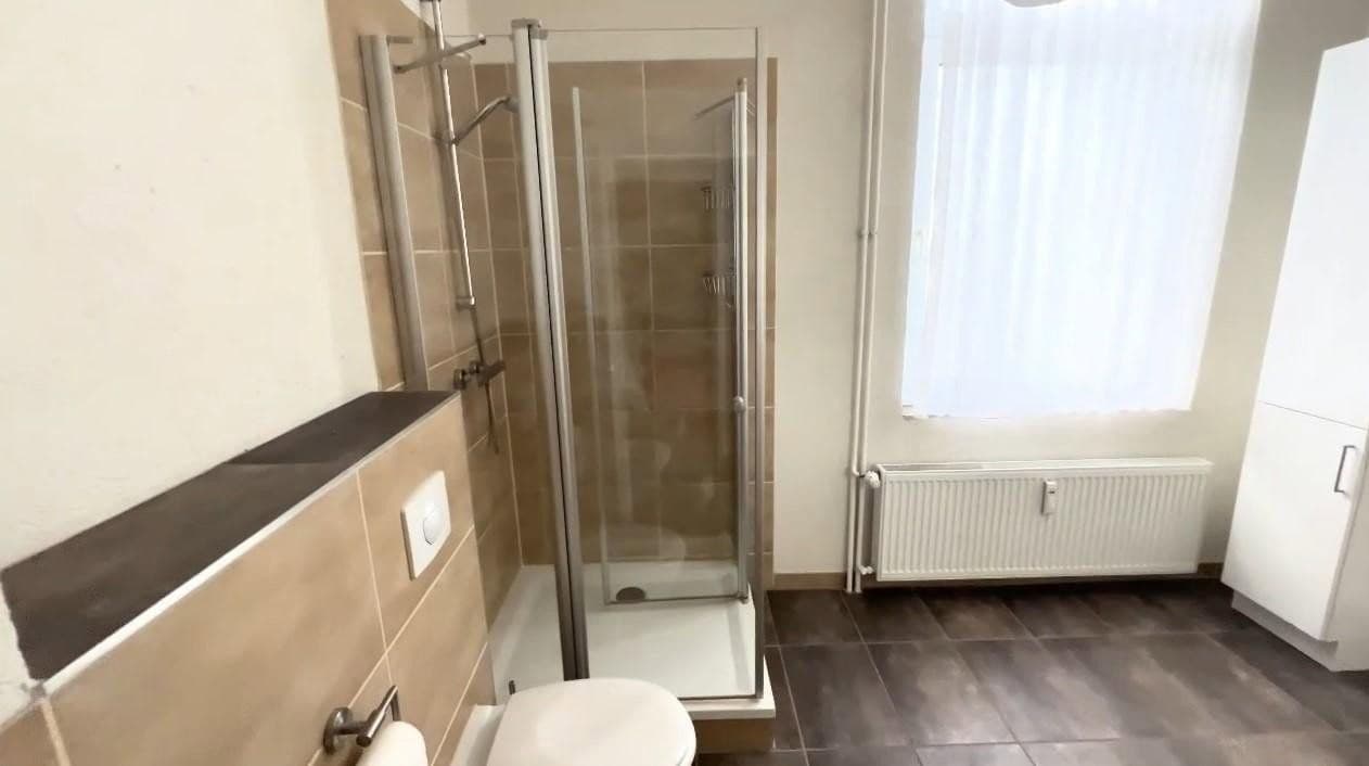 Prenájom bytu 3-izbový 125 m², Johannesstr. 08, Helmstedt, Dolné Sasko Prenájom bytu 3-izbový 125 m², Johannesstr. 08, Helmstedt, Dolné Sasko