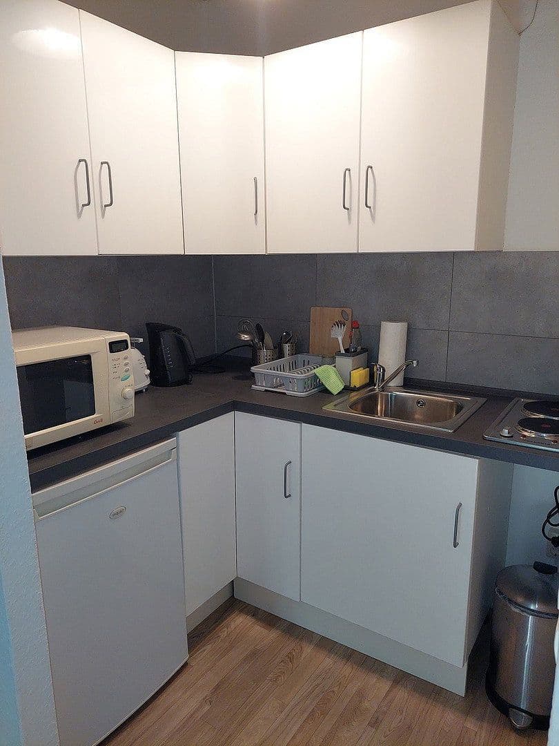 Prenájom bytu 1-izbový 34 m², Altmarkstraße 00, Berlin, Berlín Prenájom bytu 1-izbový 34 m², Altmarkstraße 00, Berlin, Berlín