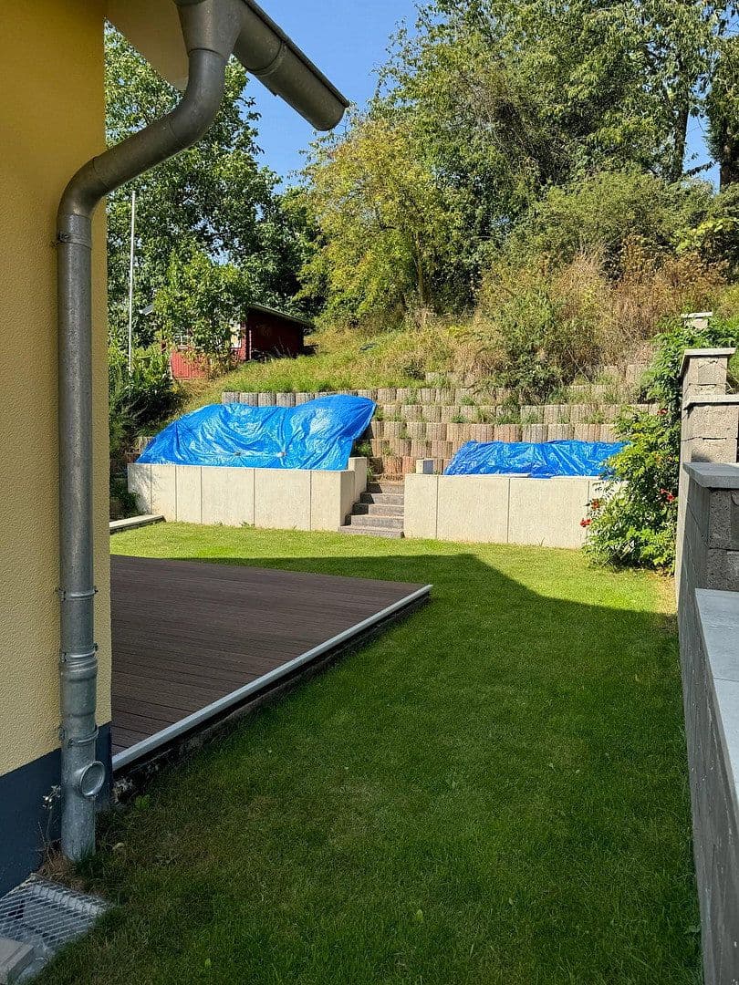 Prenájom bytu 3-izbový 97 m², Rhönstraße 3A, Ronneburg, Hesensko Prenájom bytu 3-izbový 97 m², Rhönstraße 3A, Ronneburg, Hesensko