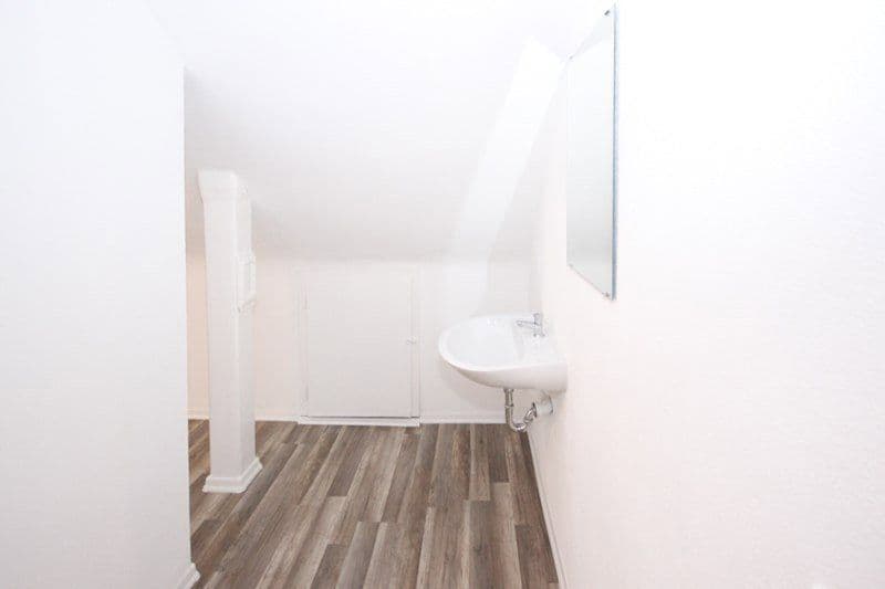 Predaj bytu 6-izbový 80 m², Stuttgart, Bádensko-Wurttembersko Predaj bytu 6-izbový 80 m², Stuttgart, Bádensko-Wurttembersko