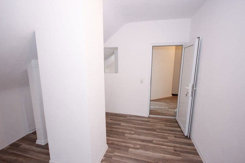 Predaj bytu 6-izbový 80 m², Stuttgart, Bádensko-Wurttembersko Predaj bytu 6-izbový 80 m², Stuttgart, Bádensko-Wurttembersko