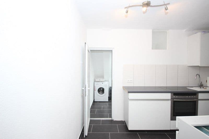 Predaj bytu 6-izbový 80 m², Stuttgart, Bádensko-Wurttembersko Predaj bytu 6-izbový 80 m², Stuttgart, Bádensko-Wurttembersko