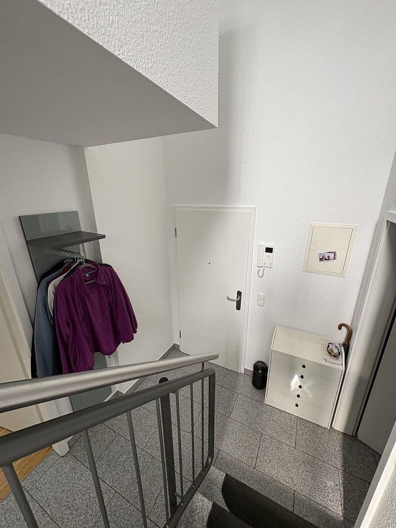 Prenájom bytu 4-izbový 118 m², Alstädter Straße 3a, Hürth, Severné Porýnie - Westfálsko Prenájom bytu 4-izbový 118 m², Alstädter Straße 3a, Hürth, Severné Porýnie - Westfálsko