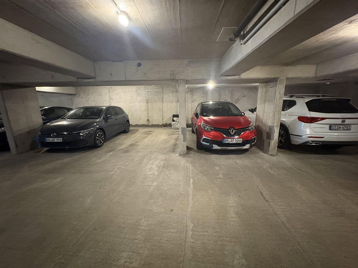 Prenájom bytu 4-izbový 118 m², Alstädter Straße 3a, Hürth, Severné Porýnie - Westfálsko Prenájom bytu 4-izbový 118 m², Alstädter Straße 3a, Hürth, Severné Porýnie - Westfálsko