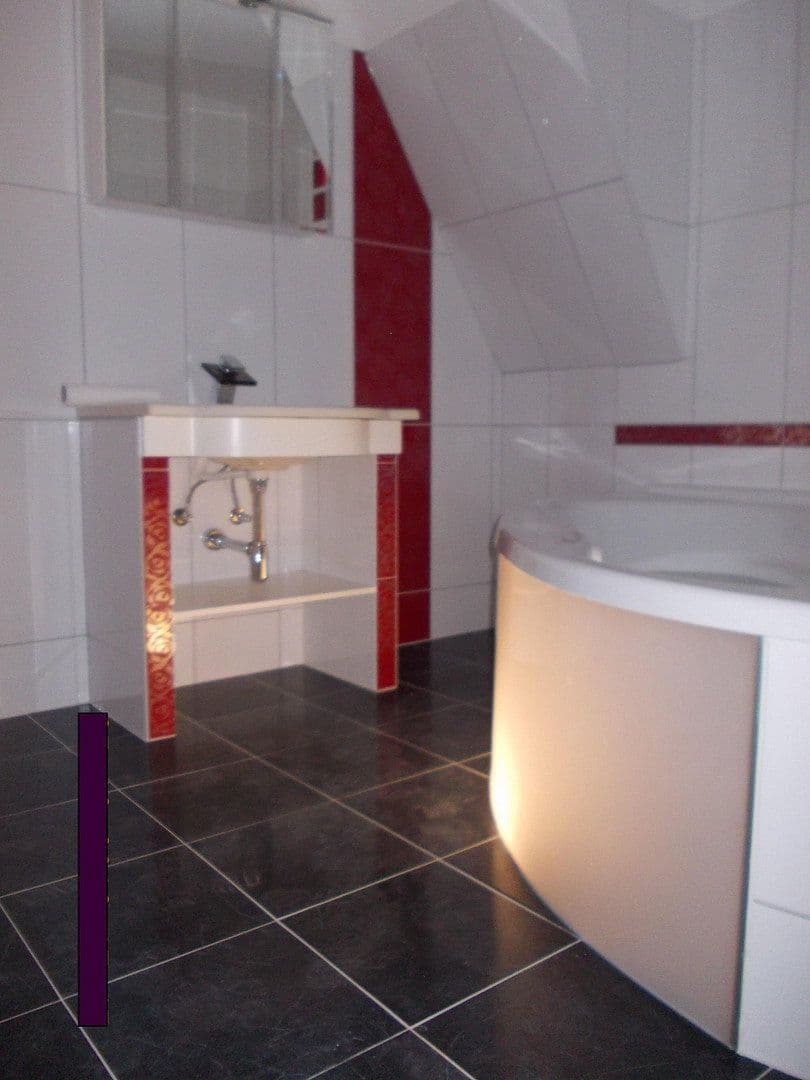Predaj domu 286 m², pozemok 270 m², Lutherstraße 35, Reichenbach, Sasko Predaj domu 286 m², pozemok 270 m², Lutherstraße 35, Reichenbach, Sasko
