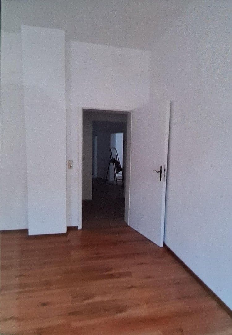 Predaj domu 286 m², pozemok 270 m², Lutherstraße 35, Reichenbach, Sasko Predaj domu 286 m², pozemok 270 m², Lutherstraße 35, Reichenbach, Sasko