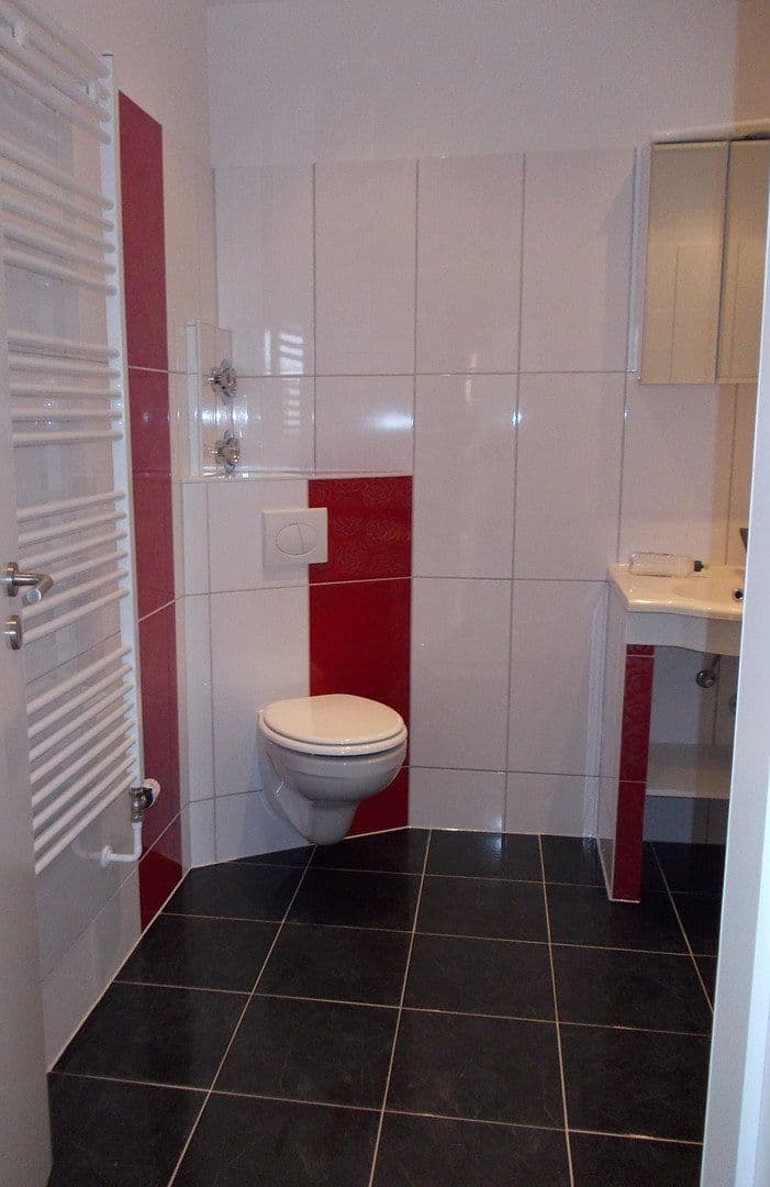 Predaj domu 286 m², pozemok 270 m², Lutherstraße 35, Reichenbach, Sasko Predaj domu 286 m², pozemok 270 m², Lutherstraße 35, Reichenbach, Sasko