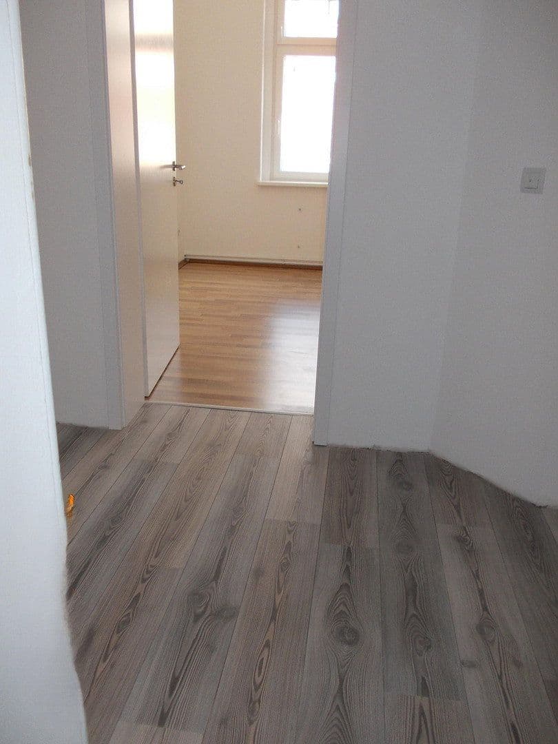 Predaj domu 286 m², pozemok 270 m², Lutherstraße 35, Reichenbach, Sasko Predaj domu 286 m², pozemok 270 m², Lutherstraße 35, Reichenbach, Sasko