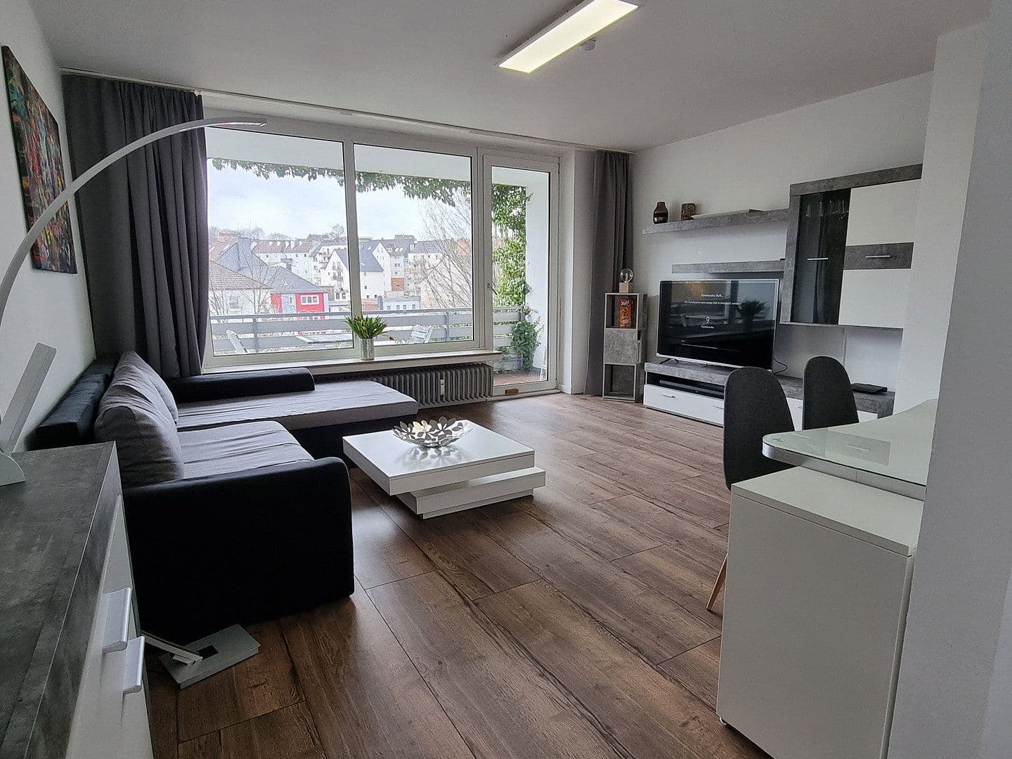 Prenájom bytu 1-izbový 46 m², Kluser Höhe 4, Wuppertal, Severné Porýnie - Westfálsko Prenájom bytu 1-izbový 46 m², Kluser Höhe 4, Wuppertal, Severné Porýnie - Westfálsko