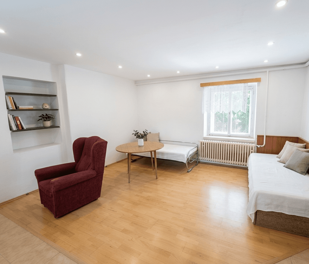 Prenájom bytu 5-izbový 128 m², Bystřice, Středočeský kraj Prenájom bytu 5-izbový 128 m², Bystřice, Středočeský kraj