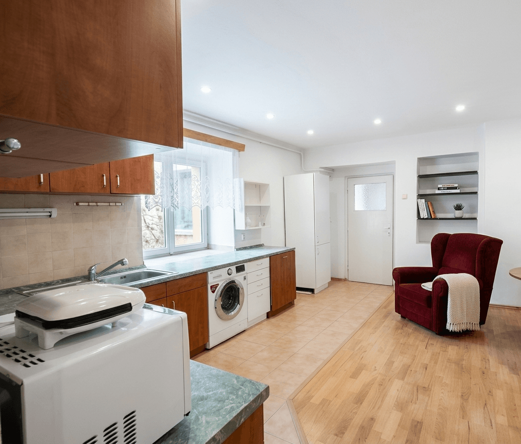 Prenájom bytu 5-izbový 128 m², Bystřice, Středočeský kraj Prenájom bytu 5-izbový 128 m², Bystřice, Středočeský kraj